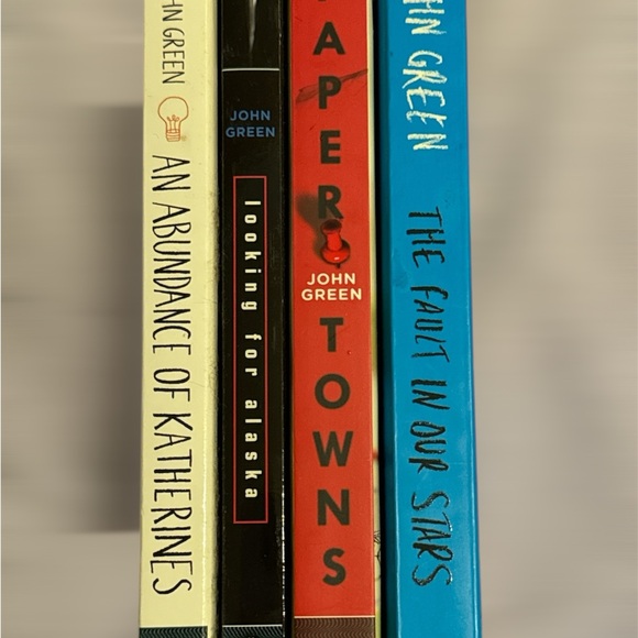 Book Set - Multicolor - Picture 1 of 1